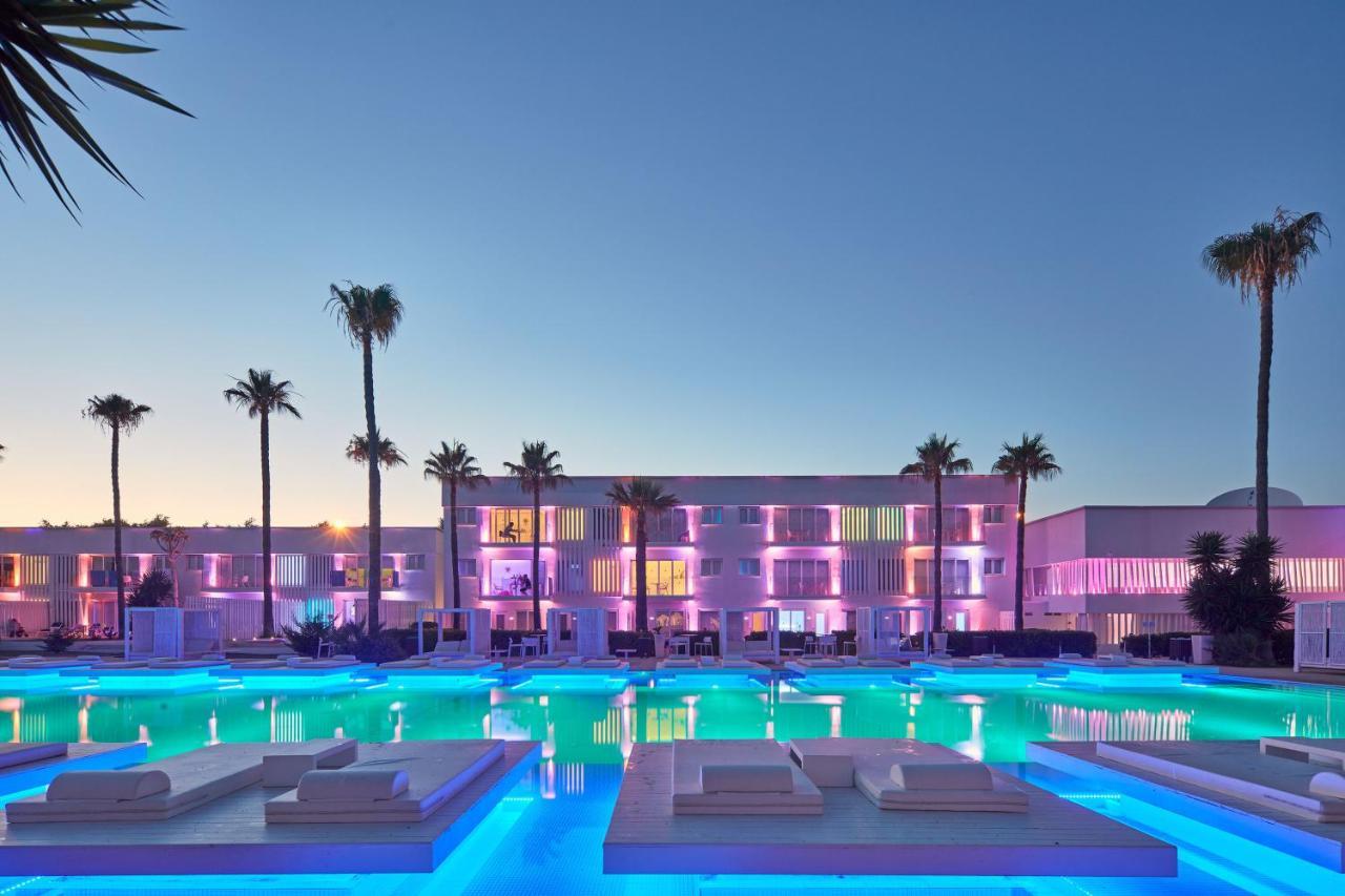 So White Beach Resort Aya Napa Dış mekan fotoğraf